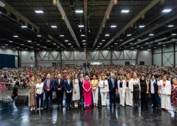 Brinda Samuel apoyos a servidoras públicas