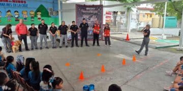 Llevan a planteles “Protección Civil en tu escuela”