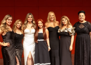 Reconocen a mujeres destacadas en Áurea Awards 2026