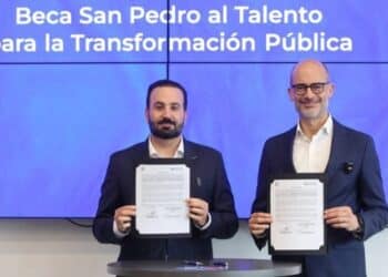San Pedro capacita funcionarios en el Tec