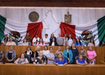 Ofrece Itzel Castillo tour Legislativo a mujeres guadalupenses