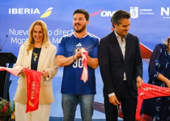 Recibe Samuel García al equipo representativo de Japón