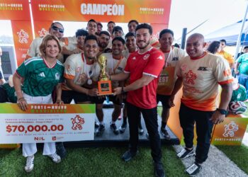 Premia Samuel García a ganadores del torneo “Ponte Nuevo”