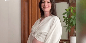 Anne Hathaway anuncia que esta embarazada