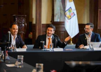Comparte Samuel experiencia de NL como sede mundialista con delegación de Arabia Saudita