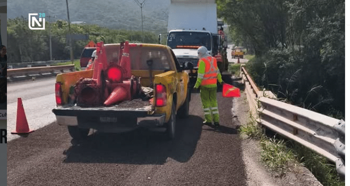 Continúan trabajos de conservación de carreteras