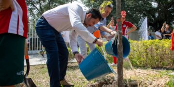 Reconocen a escuelas participantes en “Escuela verde”