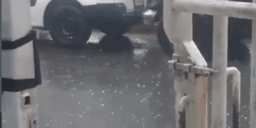 Viento, lluvia y granizo en la zona metropolitana de Monterrey