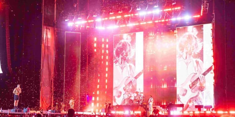 Más de 120 mil asistentes en concierto de Imagine Dragons