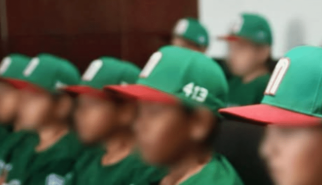 Reconocen a selección infantil de béisbol en Cadereyta