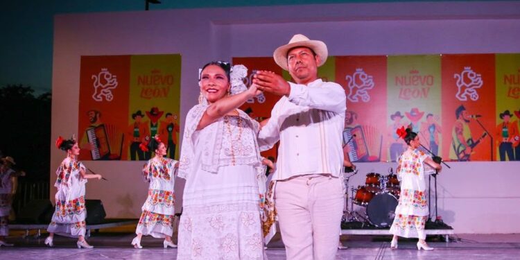 Llenan de ambiente familiar el Pabellón Nuevo León del Parque del Agua