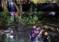 Rescatan a familia del río La silla