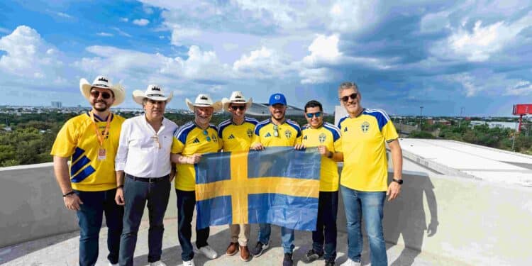 Convive Samuel con aficionados previo al primer partido