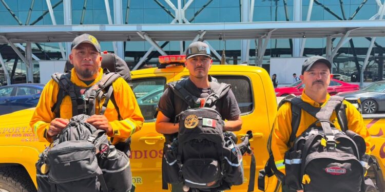 Apoya PCNL en incendios forestales de Canadá