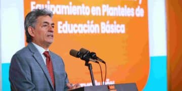Avanza mantenimiento en escuelas
