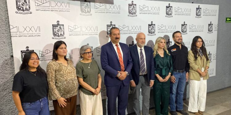 Proyectan disminución de delitos con vehículos rentados