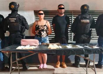 Caen dos con drogas en Monterrey