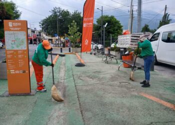 Limpian y recuperan espacios públicos