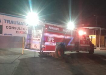 Cortocircuito provoca incendio en Centro Médico