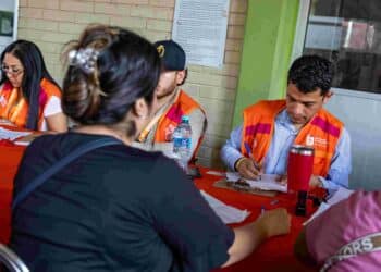 Garantizan transporte gratuito a mujeres nicolaítas