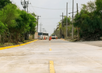 Entregan construcción de antiguo camino a Rancho Viejo