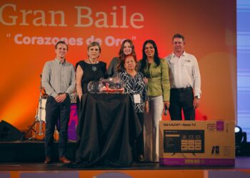 Celebran a Adultos mayores de NL en el Gran Baile “Corazones de Oro”
