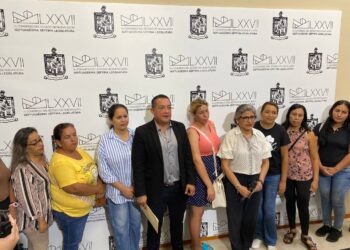 Piden analizar licencia a alcalde de Escobedo
