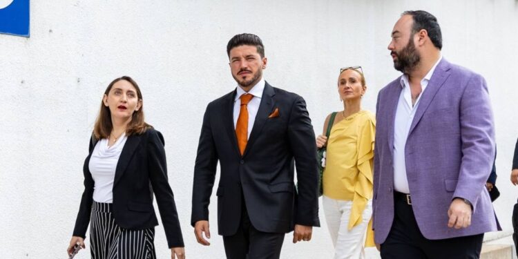 Inicia Samuel gira de trabajo por Texas