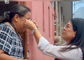 Entregan lentes gratuitos en Santa Catarina