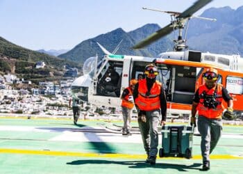 Llegan pulmones para paciente regio