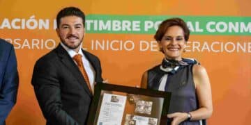 Samuel García conmemora 35 años del Metro