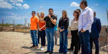 Supervisa Samuel trabajos de UNEME en Salinas Victoria
