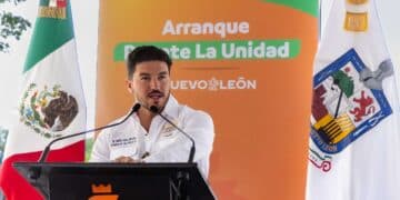 Inicia Samuel gira en Cadereyta con obras del puente “La Unidad”