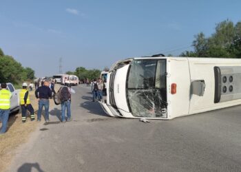 Accidente en Pesquería deja tres fallecidos