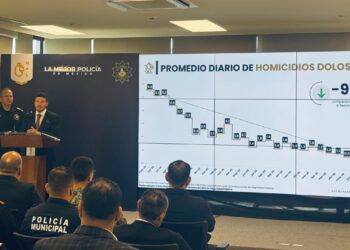 Detienen a 98 y aseguran armas y vehículos