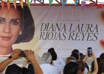 Conmemoran un año de Fundación Diana Laura
