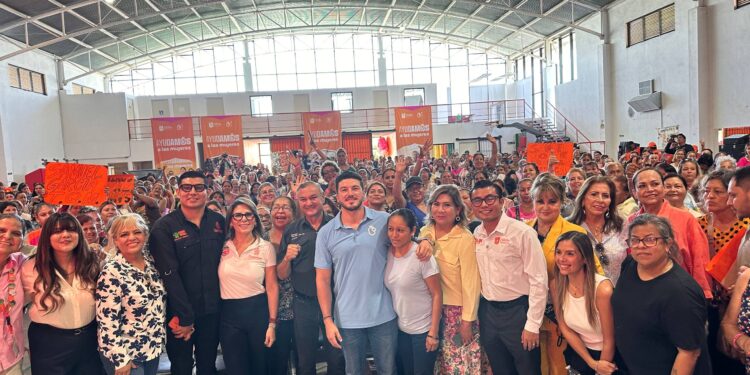 Llevan “Ayudamos a las mujeres” a Guadalupe