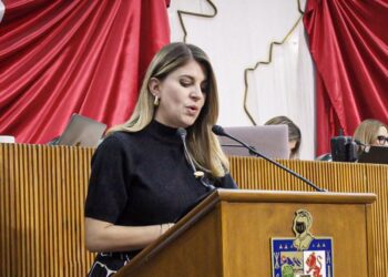 Proponen estrategia para impulsar el primer empleo
