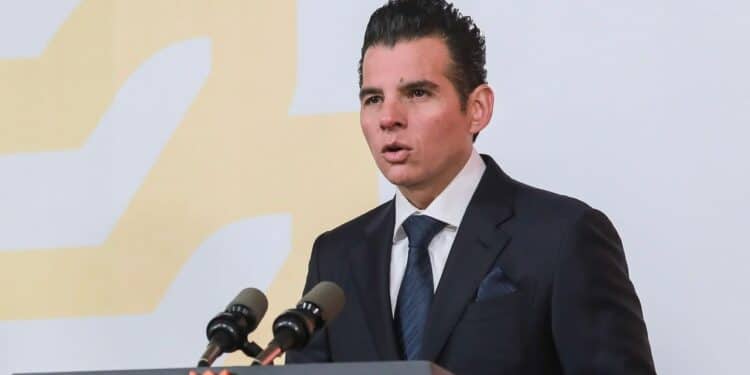 NL fortalece condiciones para atraer inversiones: Miguel Flores