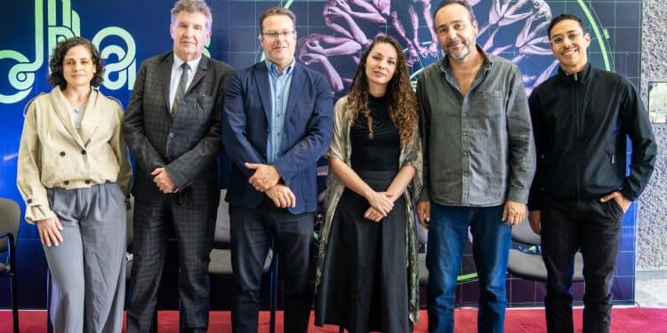 Desafían la gravedad con Omphalos