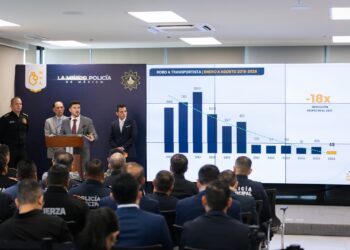 Bajan homicidios diarios y robos a transportistas