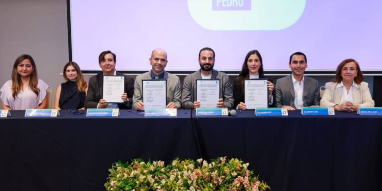 Firma San Pedro convenio con PNUD