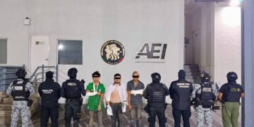 Cae banda roba vehículos en General Terán
