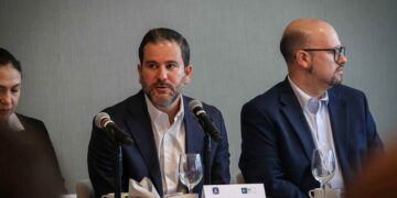 Presentan alcance del distintivo (DIES)