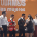 Entregan apoyos a mujeres de Apodaca