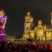 Instalan la catrina más alta en el Zócalo