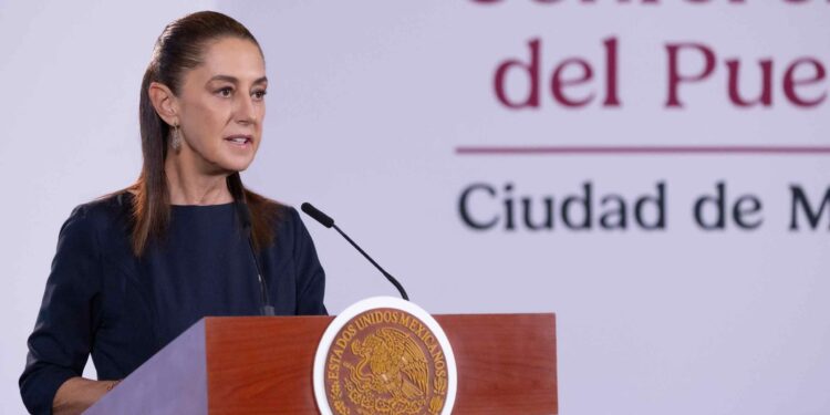 Tras atentado en escuelas Sheinbaum pide control a redes