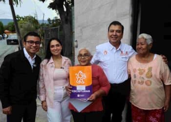 Escrituras llegan a Monte Kristal tras 30 años de espera